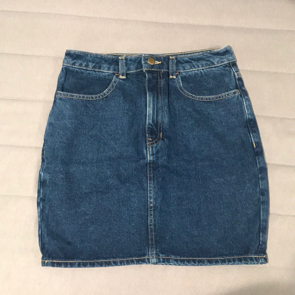 American apparel denim skirt